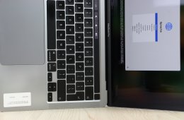 Apple Macbook Pro 13