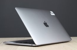 Apple Macbook Pro 13