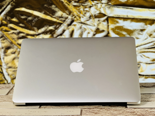 Apple Macbook AIR 2015 13