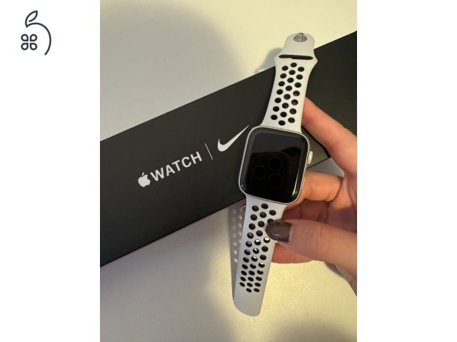 Apple Watch Series 5 Nike GPS+Cellular 44mm Silver