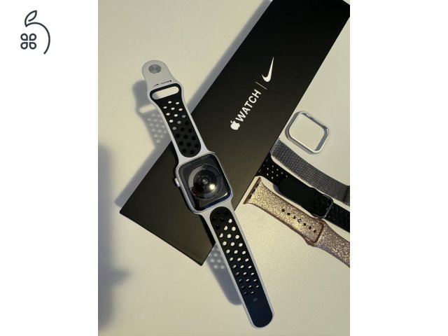 Apple Watch Series 5 Nike GPS+Cellular 44mm Silver