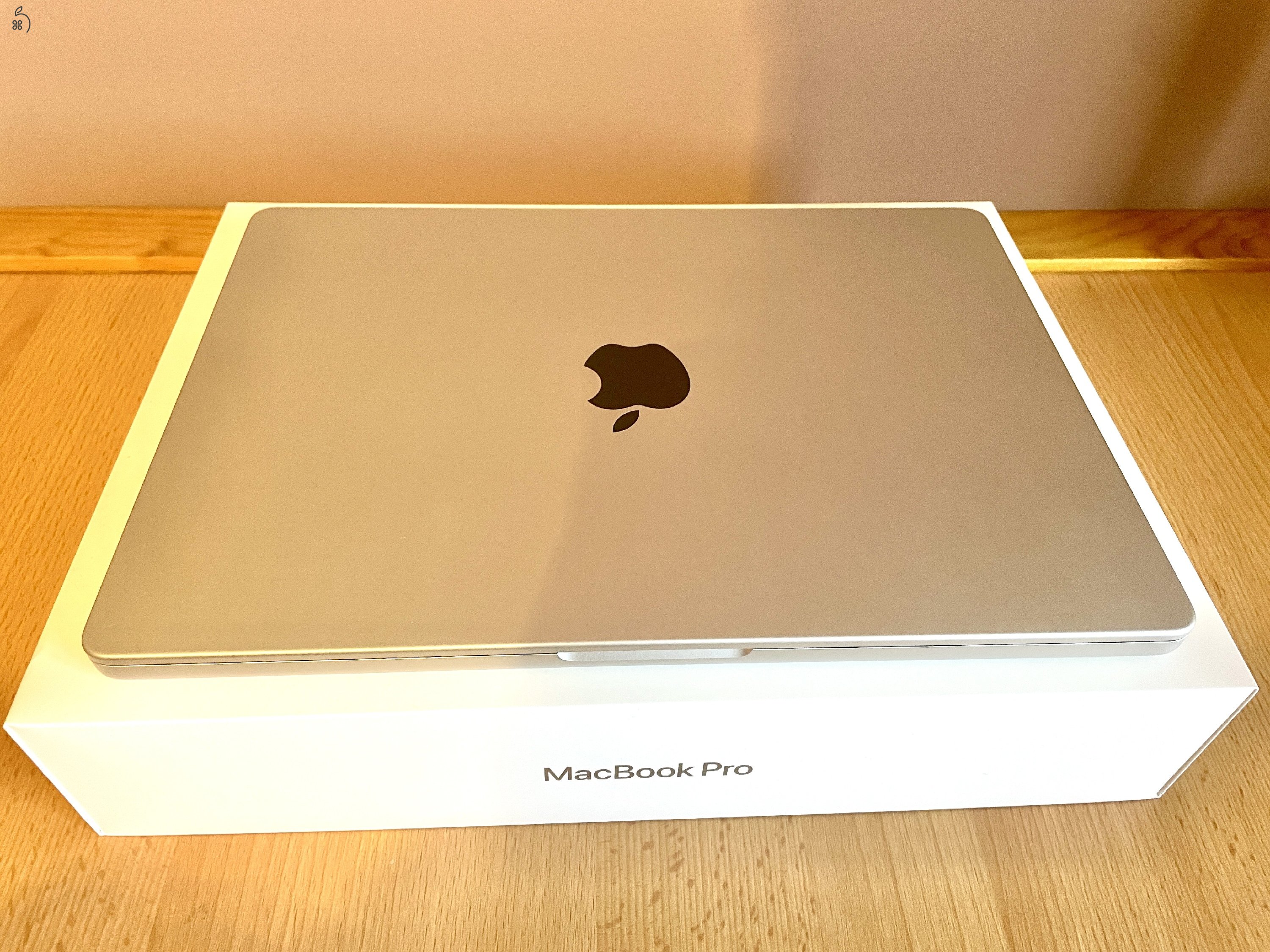 Macbook pro 14 M1 16GB/512GB