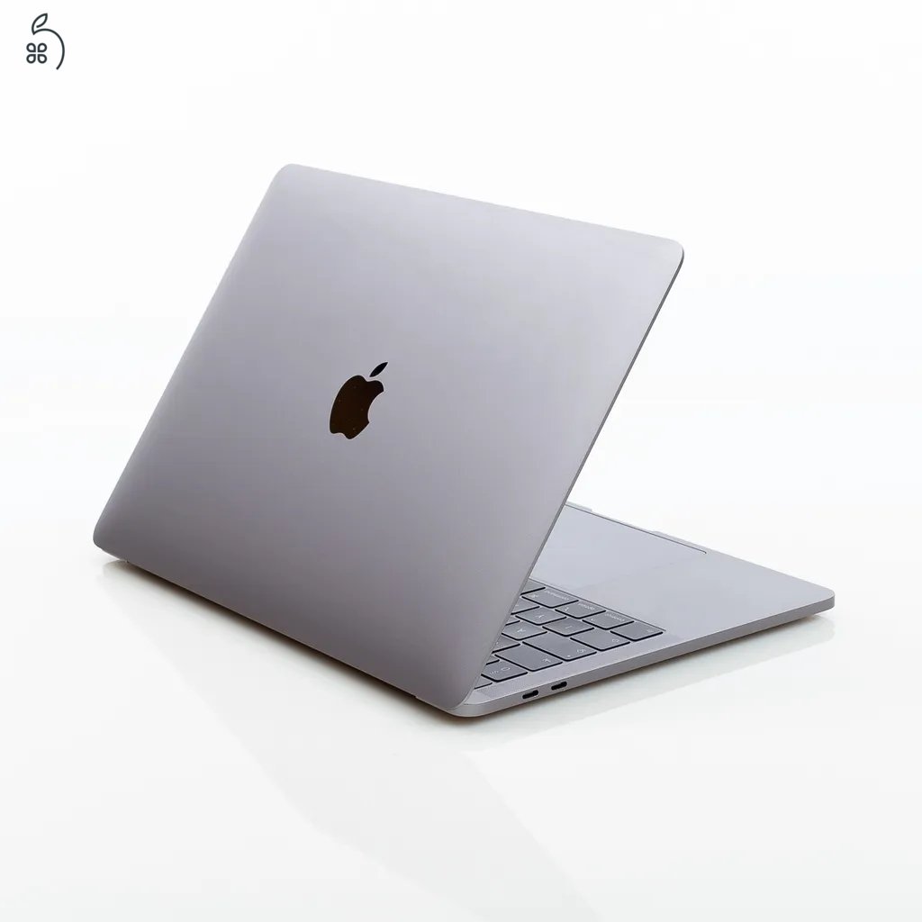 MacSzerez.com - 2018 MacBook Pro 13 CTO / i7 / 16GB RAM / 256GB / Magyar bill. / Asztro szín