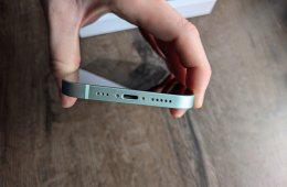 Megkímélt iPhone 12 64GB Menta színben