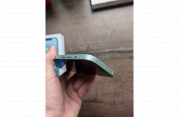 Megkímélt iPhone 12 64GB Menta színben