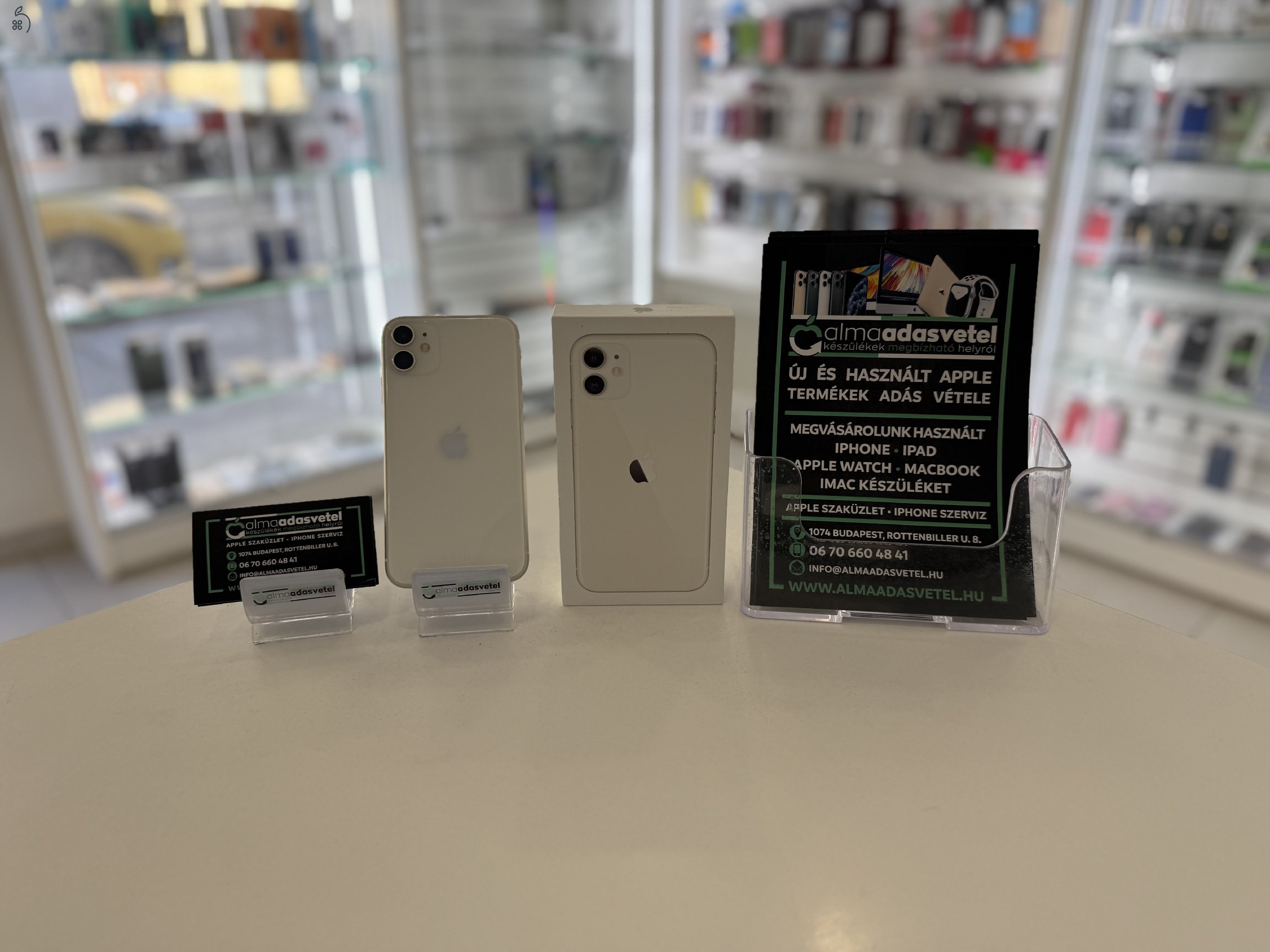 iPhone 11 64GB Független Mint Az Új/1-3 hónap gar./Akku 84%/p3726/