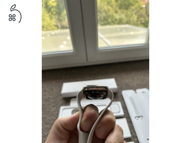 Apple Watch Series 6 Stainless Steel Silver 44 MM Rozsdamentes acél Wi-Fi + Cellular