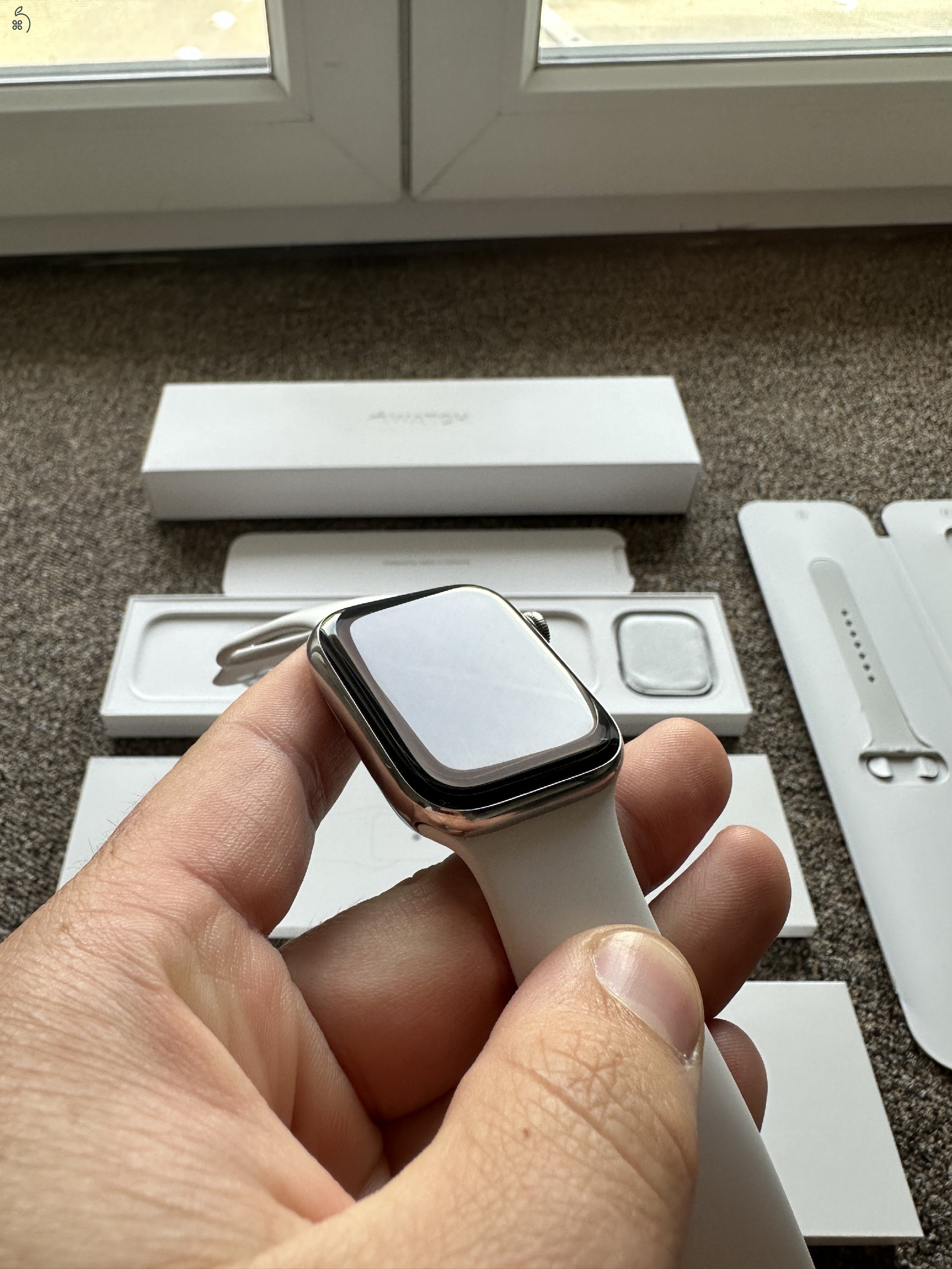 Apple Watch Series 6 Stainless Steel Silver 44 MM Rozsdamentes acél Wi-Fi + Cellular