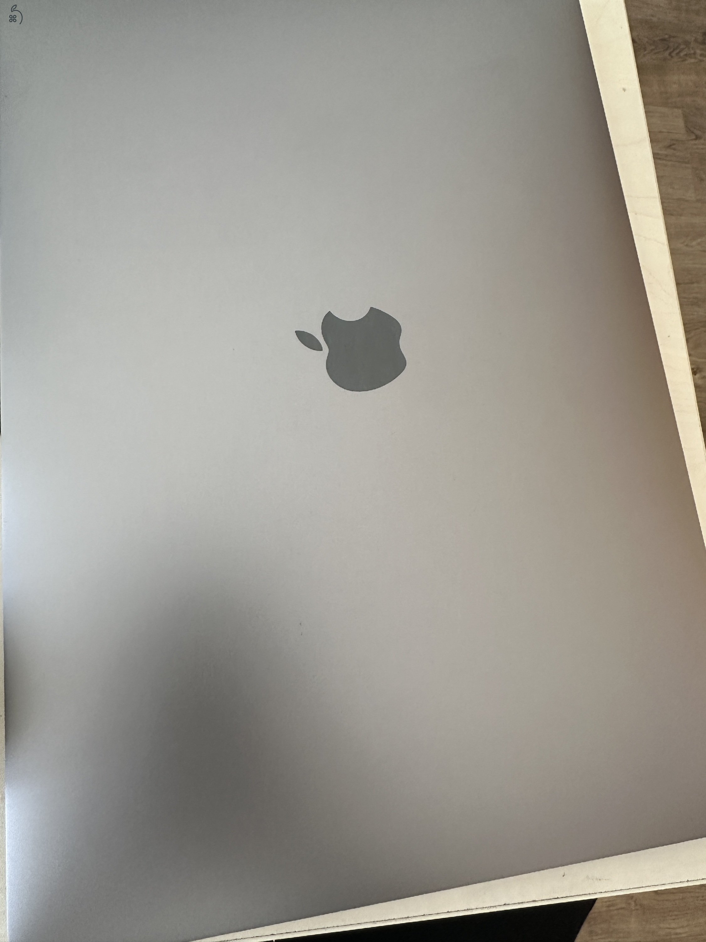 Apple MacBook Pro 15.1 A1990 15