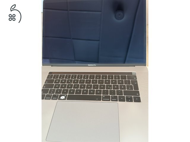 Apple MacBook Pro 15.1 A1990 15