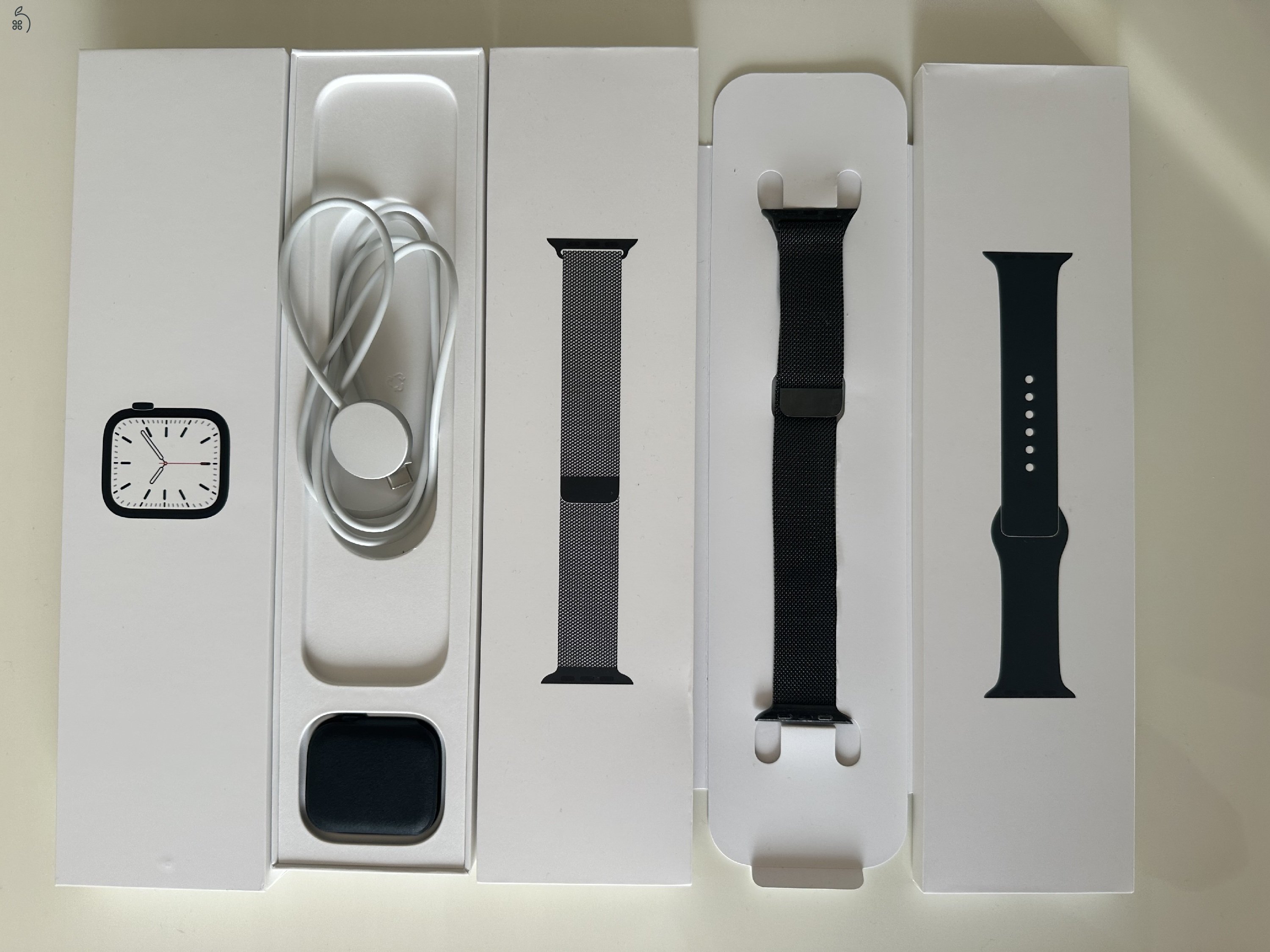 Apple Watch Series 7 45 mm Éjfekete