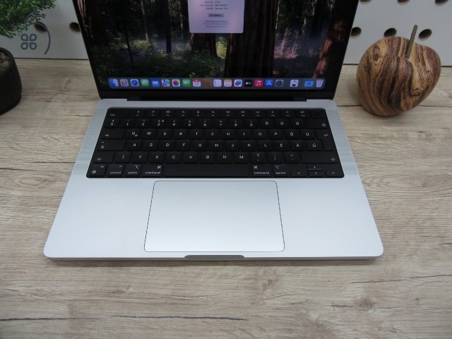 Apple Retina Macbook Pro 14 M1 - 2021 - Használt, megkímélt