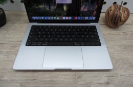 Apple Retina Macbook Pro 14 M1 - 2021 - Használt, megkímélt