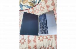 Eladó MacBook pro 13 2016