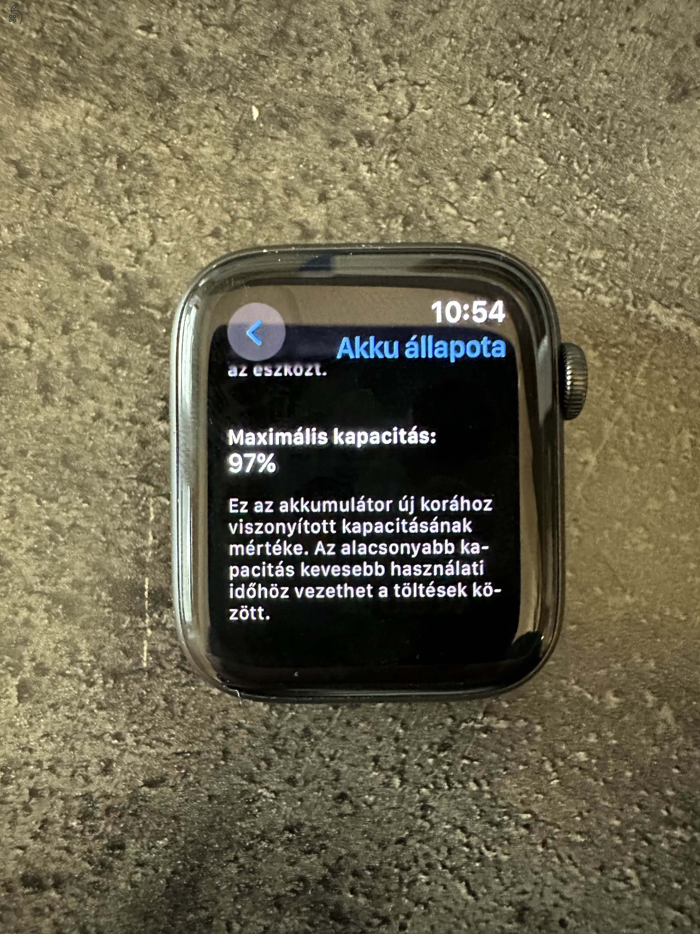 Apple Watch SE (1st gen) 44mm midnight sport GPS