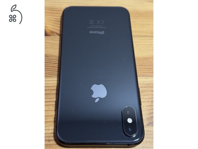 iPhone XS 64 GB 77%-os akkumlátor