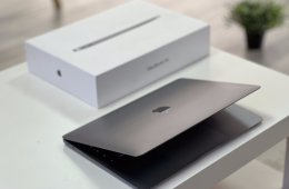 MacBook Air 2019 13 128GB 1 ÉV Garanciával Számlával