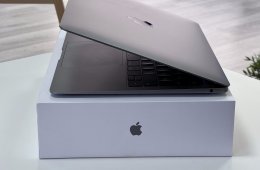 MacBook Air 2019 13 128GB 1 ÉV Garanciával Számlával