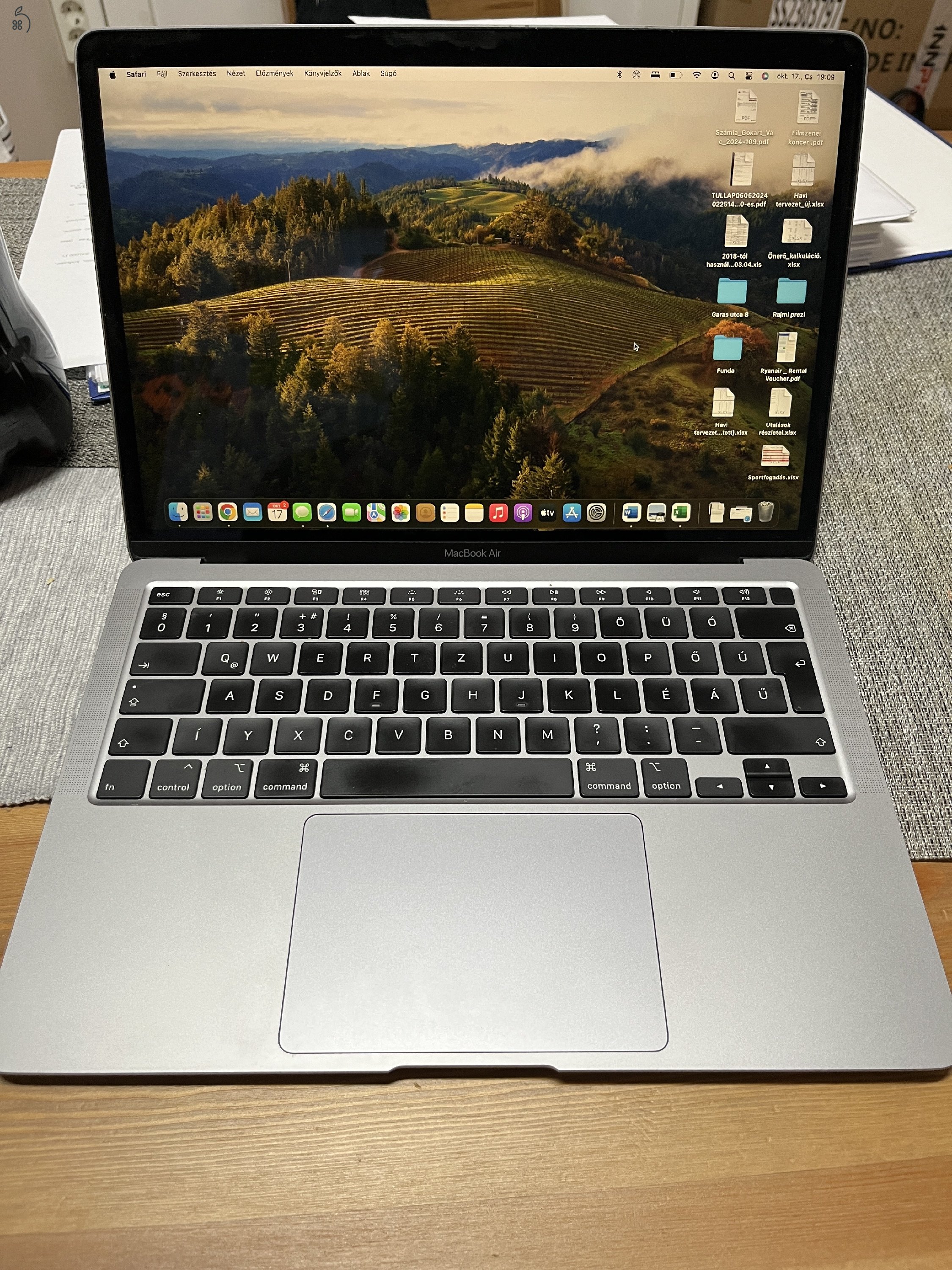 MacBook Air 13 inch, 1.1 i5, 8GB, 500GB