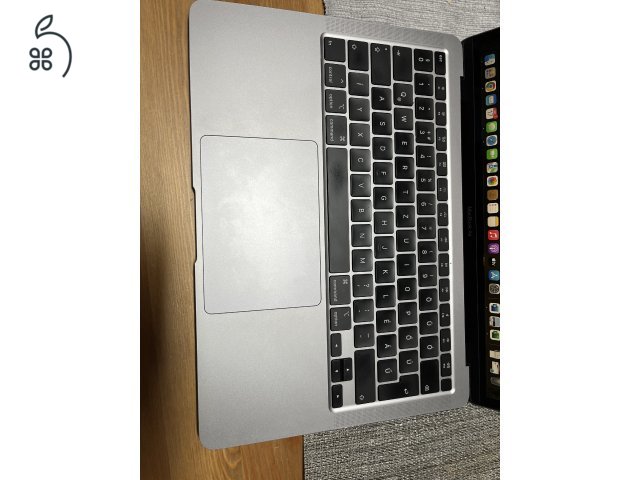 MacBook Air 13 inch, 1.1 i5, 8GB, 500GB