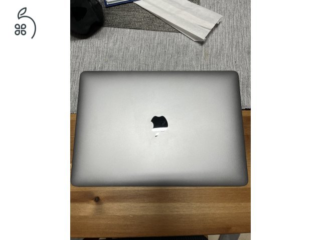 MacBook Air 13 inch, 1.1 i5, 8GB, 500GB