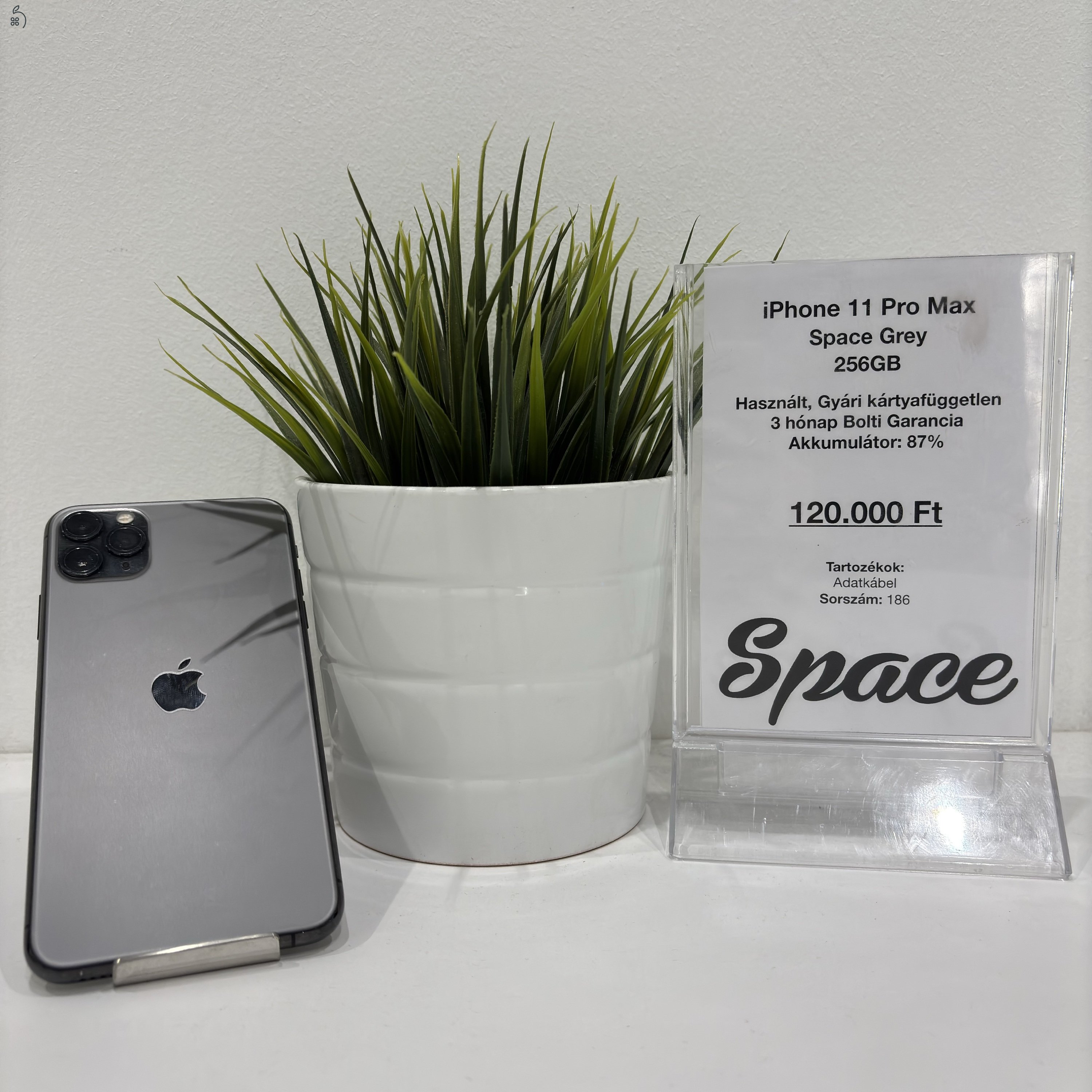 iPhone 11 Pro Max / 256GB / Space Grey / Gyári kártyafüggetlen (186)