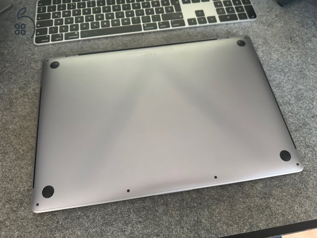 Macbook Pro 16