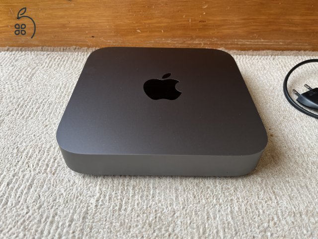 APPLE Mac Mini / 2018 / i5 - 3.0 GHz- 6 magos CPU , 16 GB RAM , 256 GB SSD.