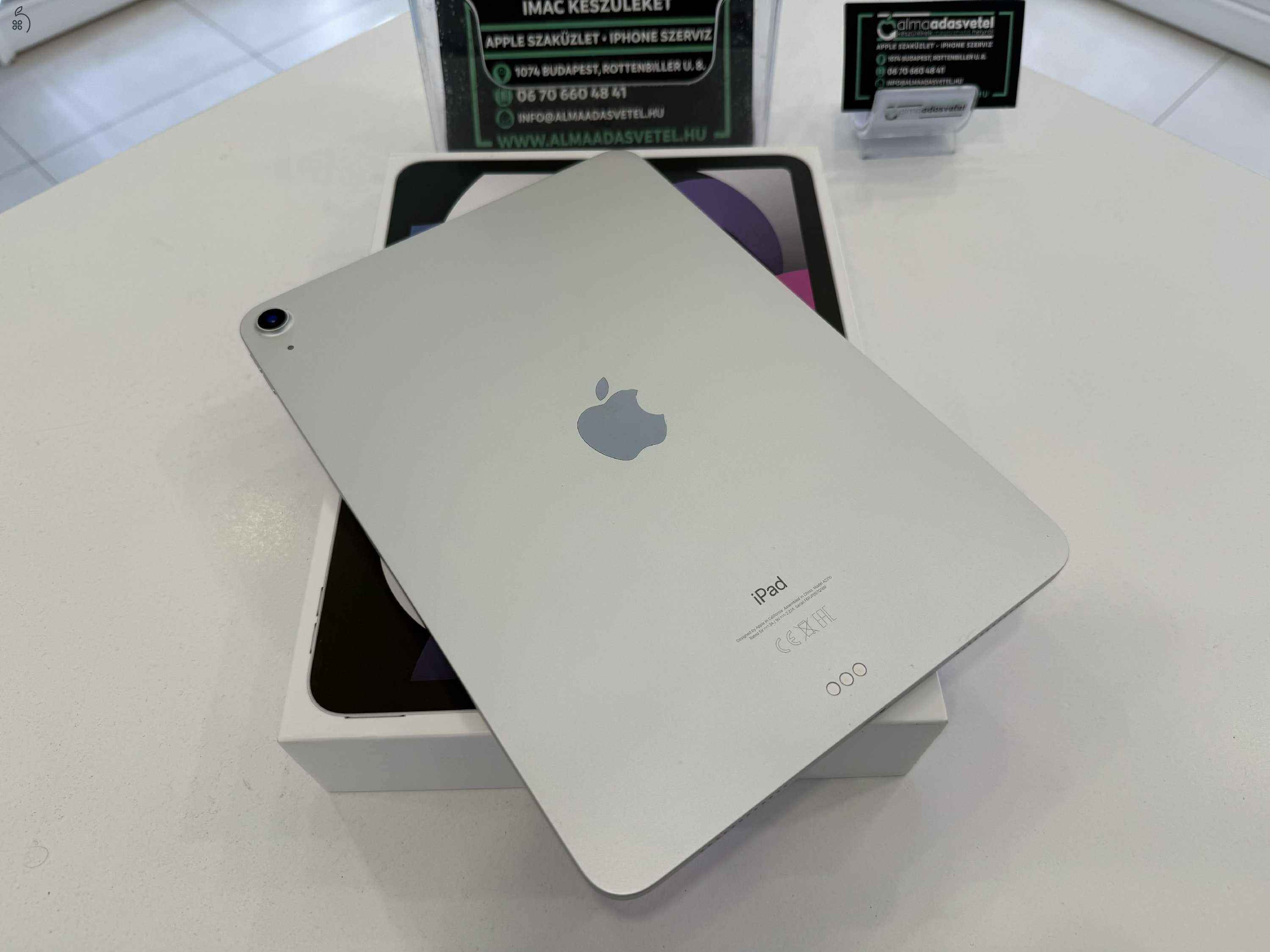 iPad Air 4 64GB Wifi Silver Mint Az Új/1-3 hónap gar./Akku 94%/p3734