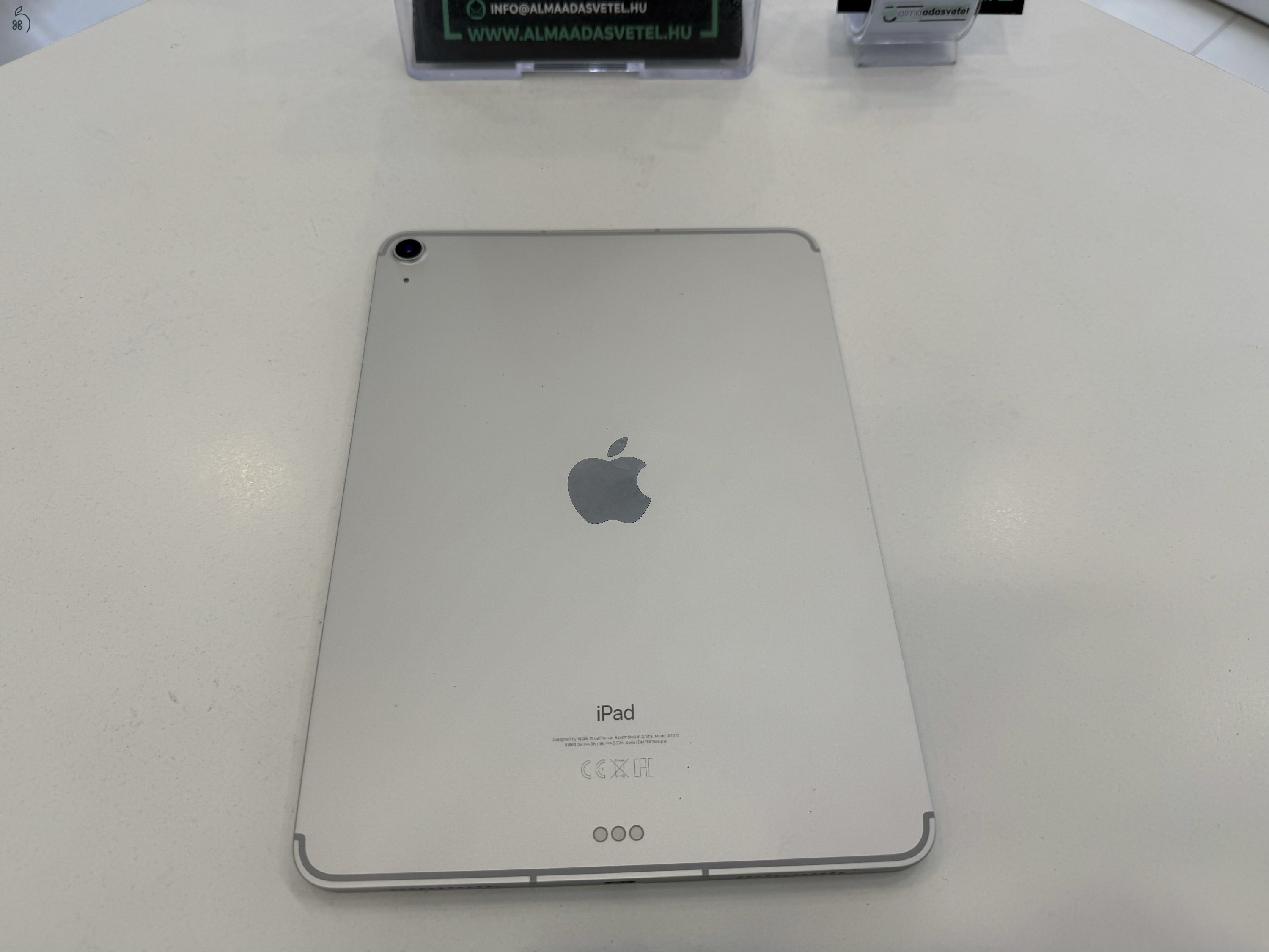 iPad Air 4 64GB Silver Cellular Újszerű/1-3 hónap gar./Akku 86%/p3735