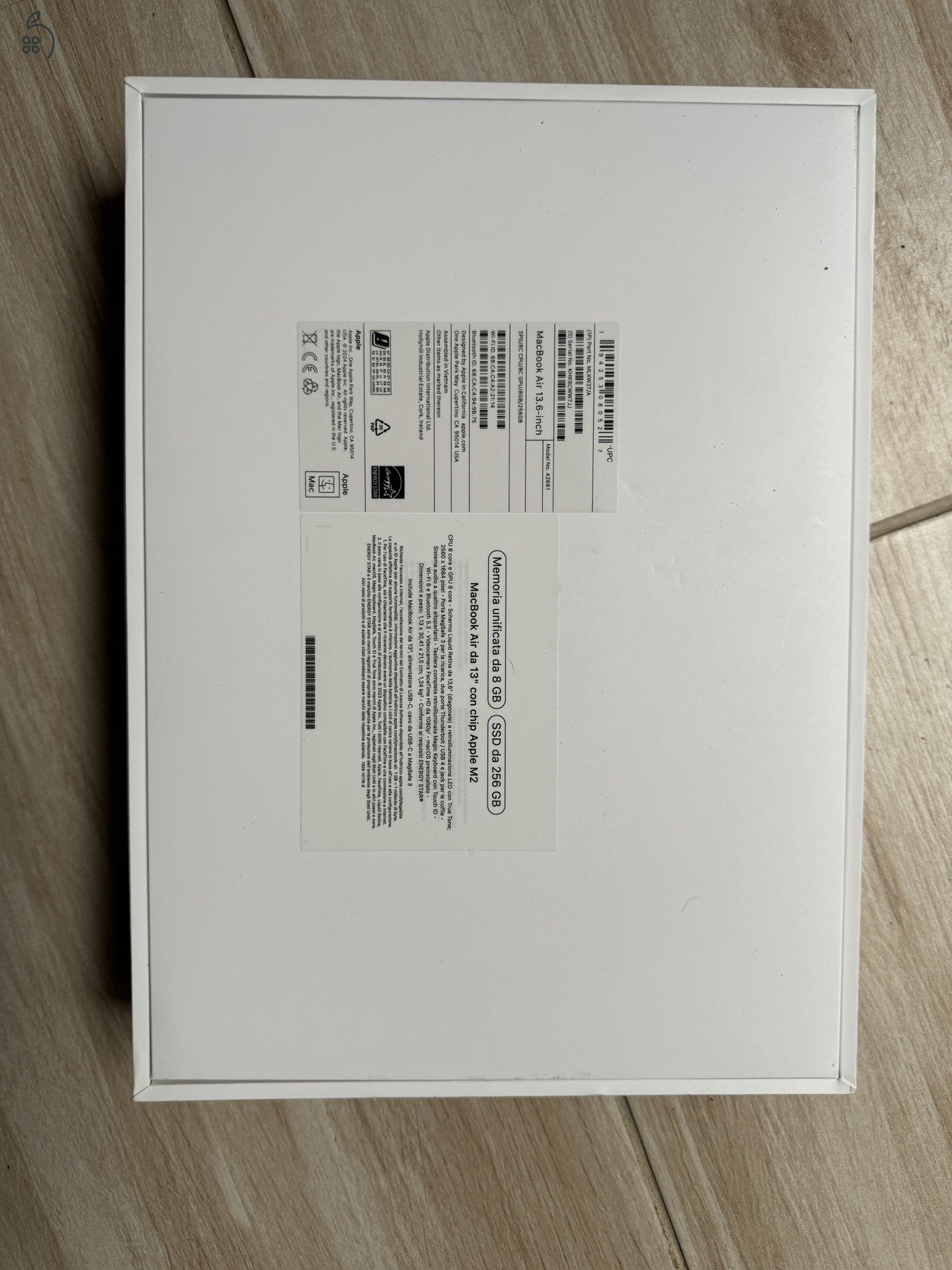 Macbook Air M2 8/256Gb Spacegray! 1 év Apple garancia 