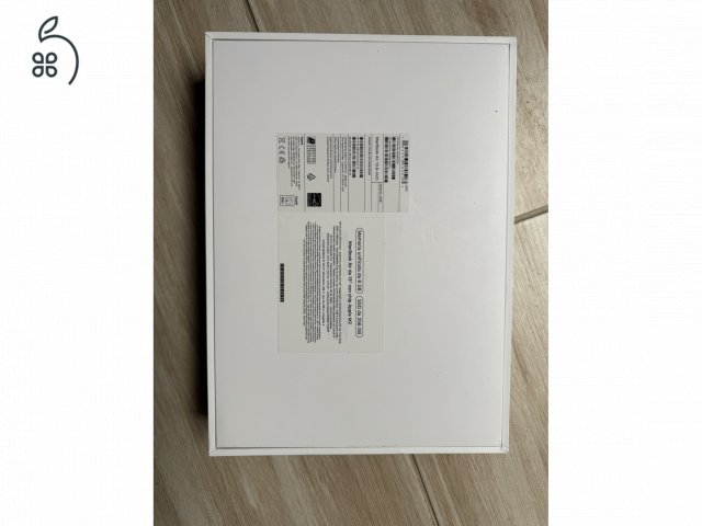 Macbook Air M2 8/256Gb Spacegray! 1 év Apple garancia 