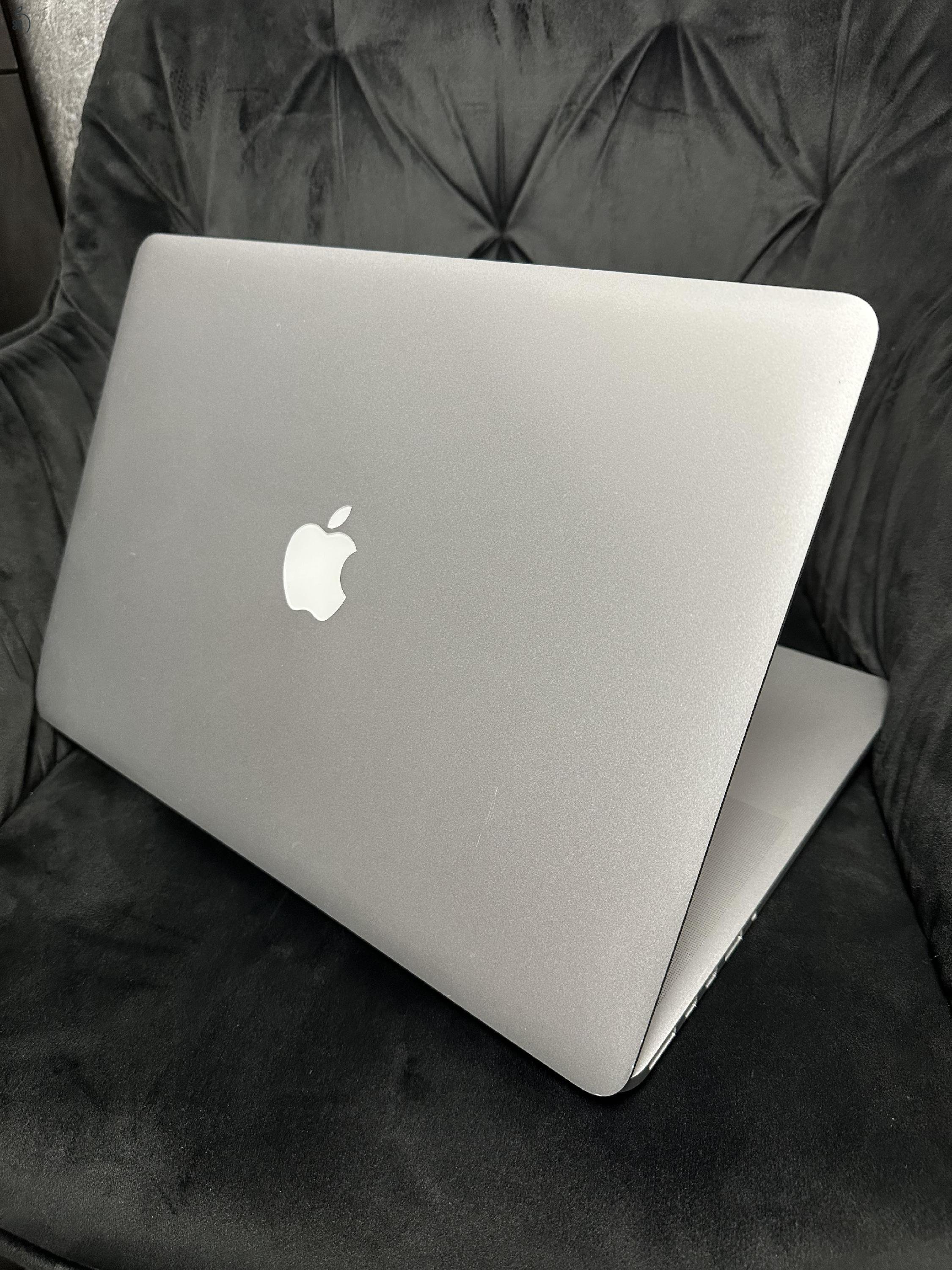 Apple MacBook Pro Retina 15