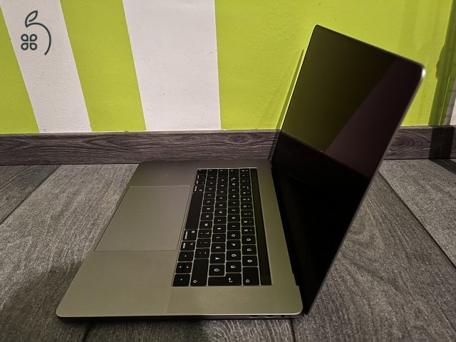 MacBook Pro 2017 15