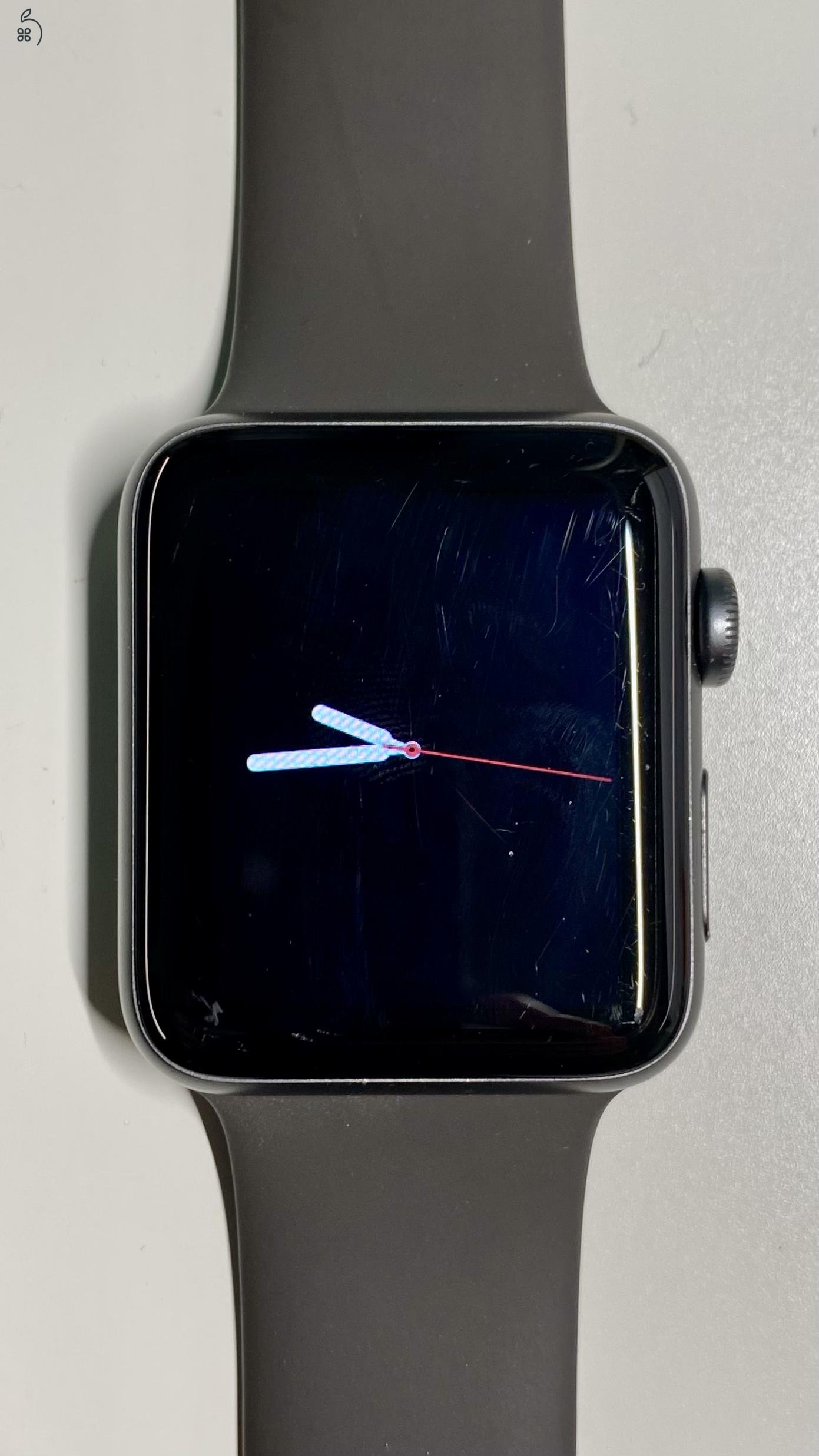 Apple Watch Series 3 – 42 mm (fekete) eredeti tartozékokkal és AJÁNDÉK szíjakkal