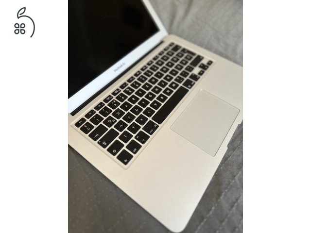 Eladó MacBook Air 13” 128GB