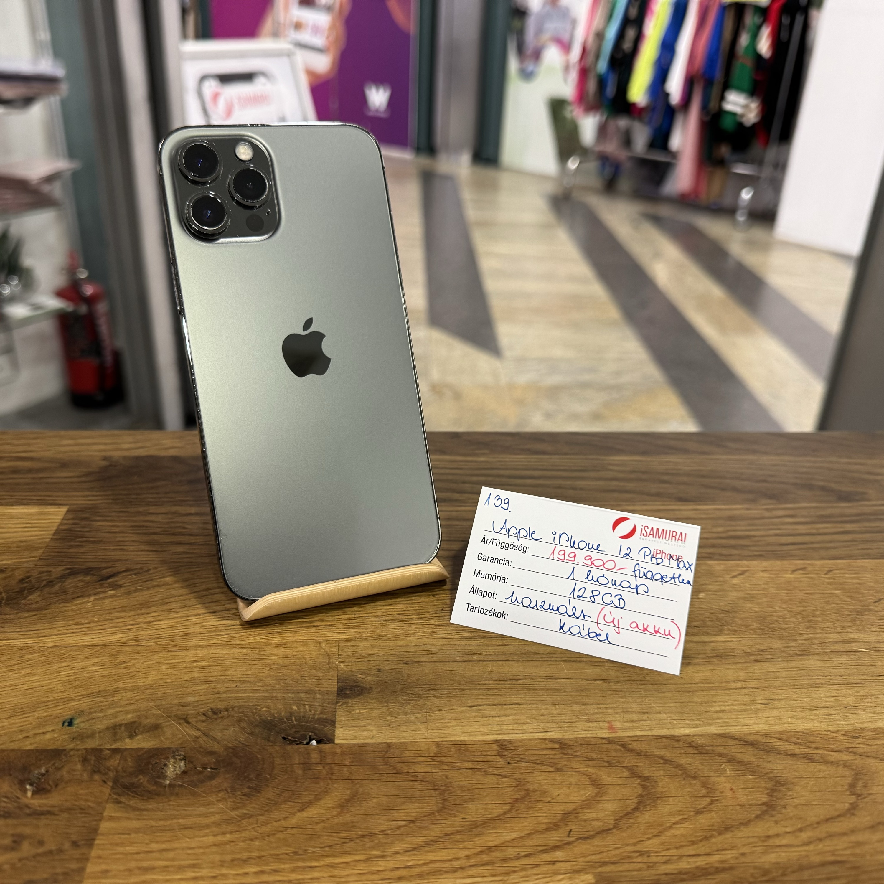 139. Apple iPhone 12 Pro Max - 128 GB - Grafit - Független - ÚJ AKKU