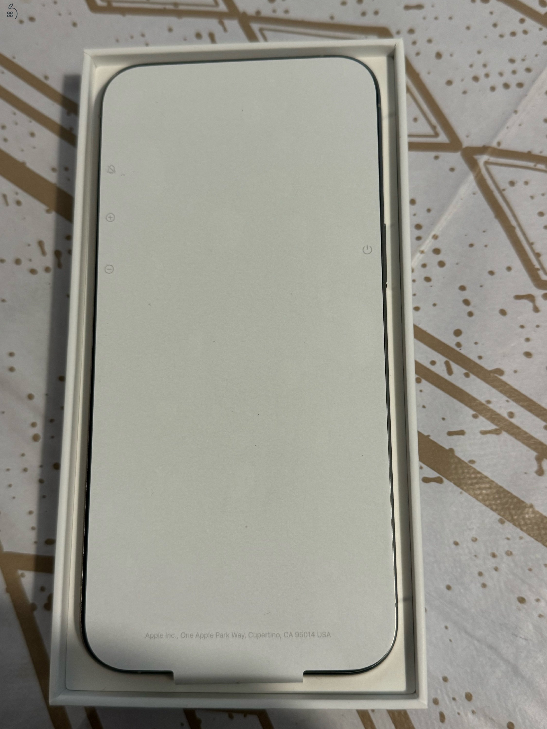 Új iPhone 15 Pro Max 256 GB White Titanium AppleCare+ 2025.09.21