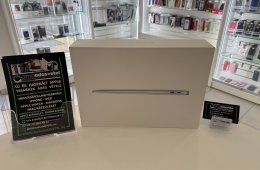 MacBook Air 2020 Használt/8GB/256ssd/1 hónap gar./Akku 83%/p3741