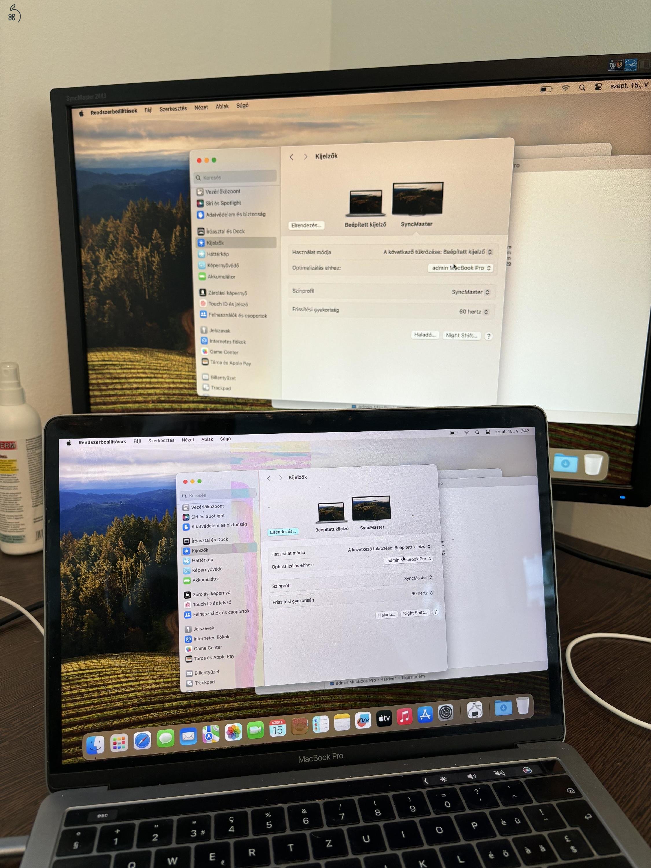 Macbook Pro 2019, 13 inch, Touchbar - kijelzőhibás