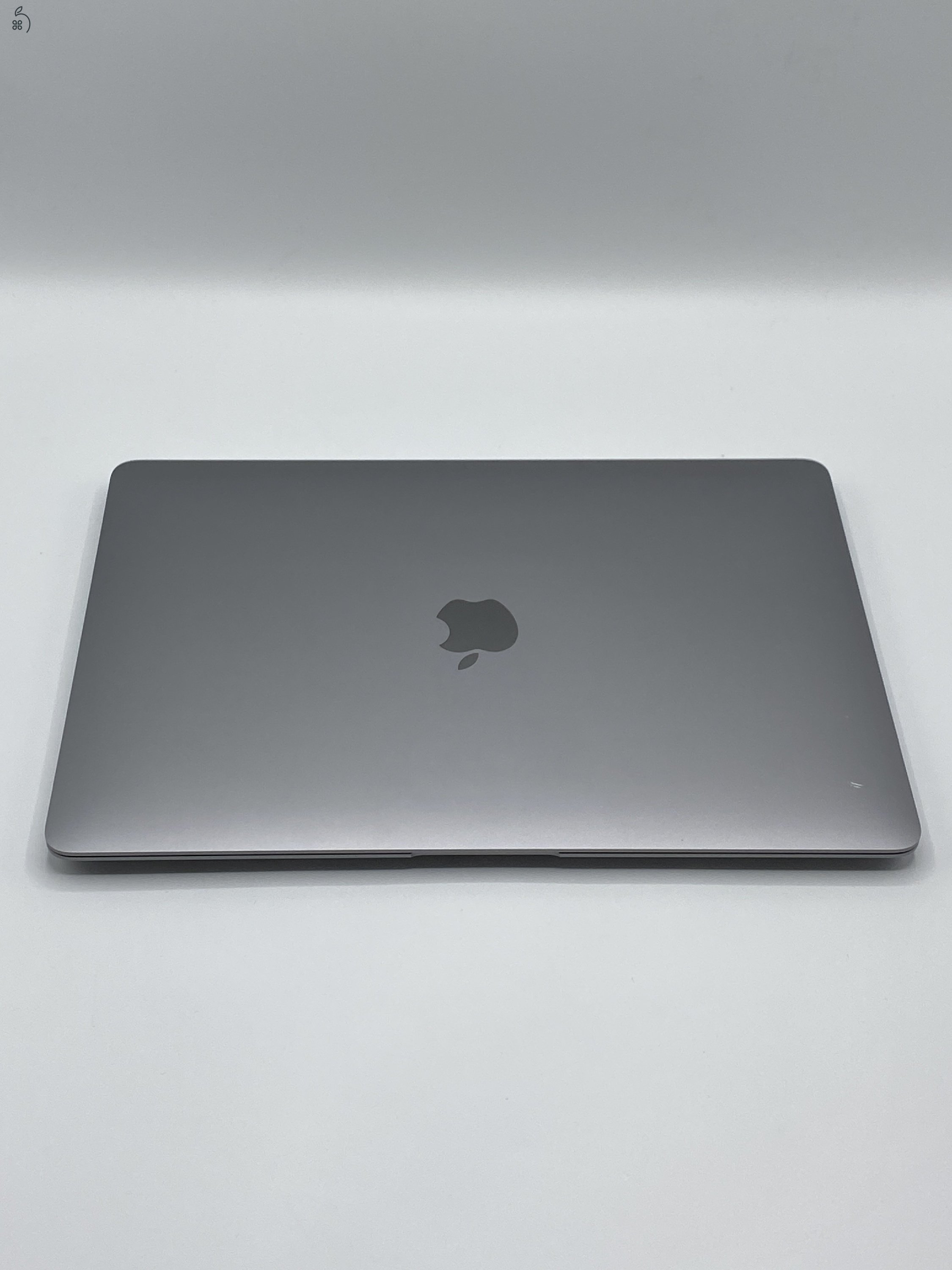 MacBook air  m1 16gb 256-512gb ssd. 27% Áfával