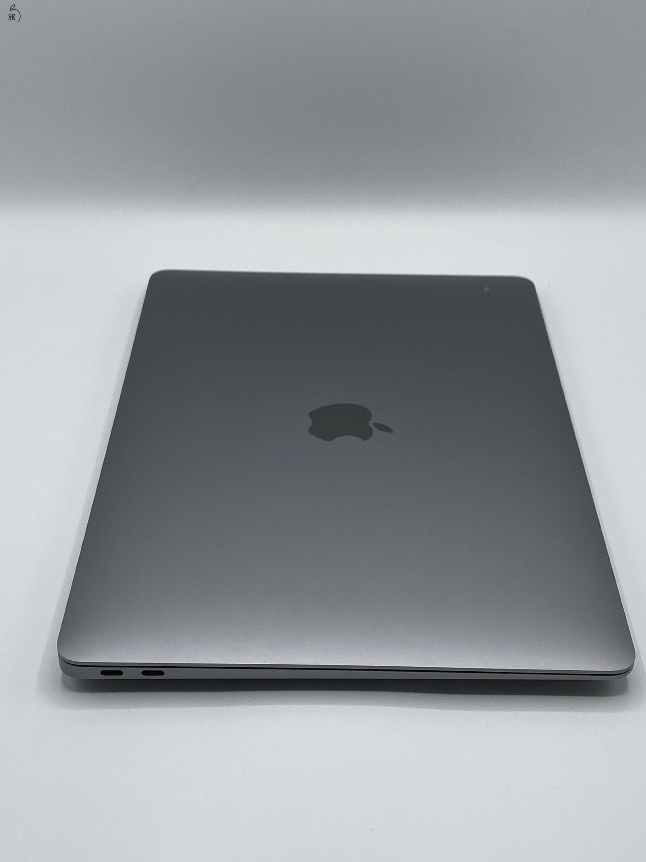 MacBook air  m1 16gb 256-512gb ssd. 27% Áfával