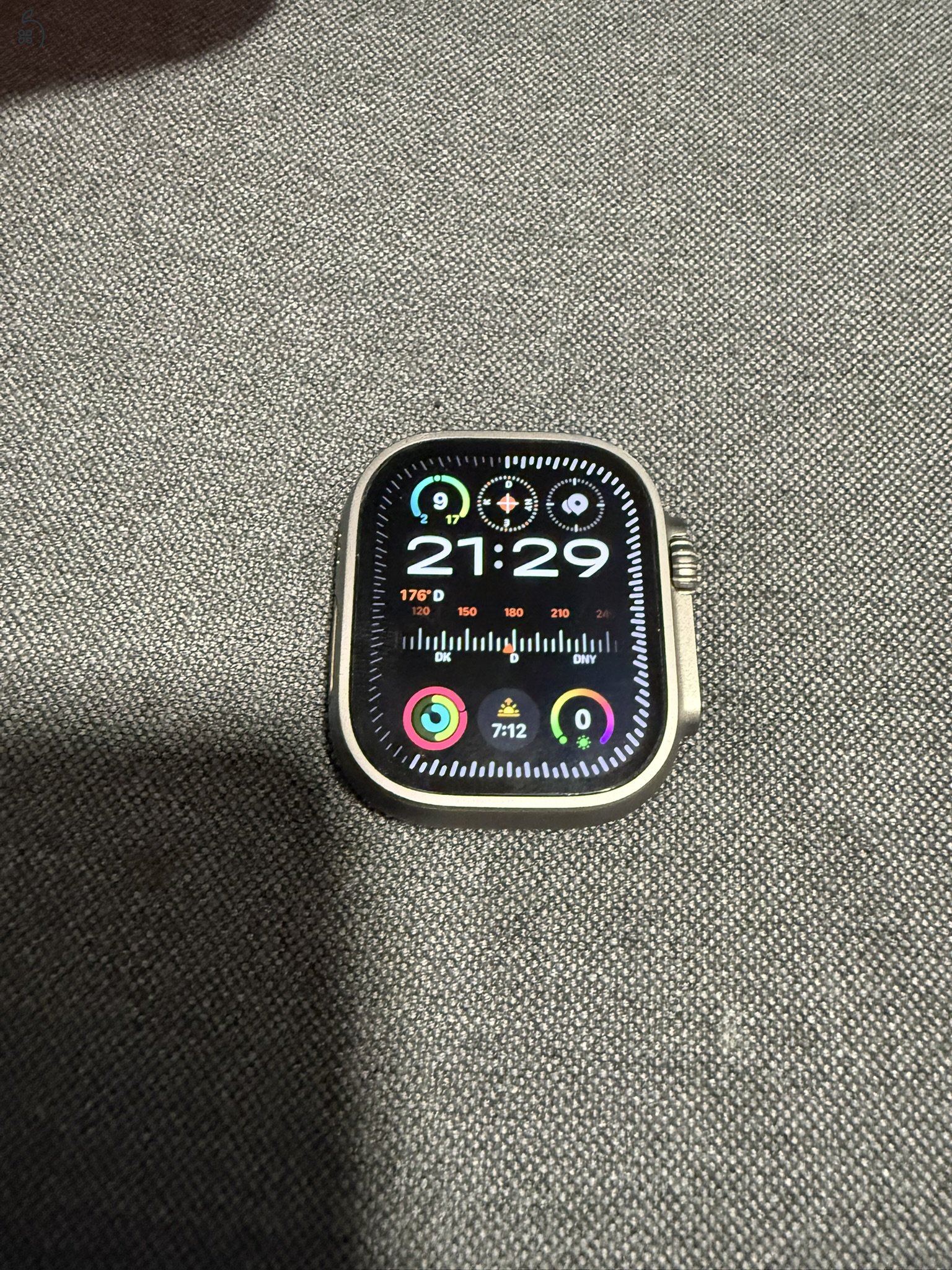 Apple Watch Ultra - 49mm, LTE, hibátlan állapot