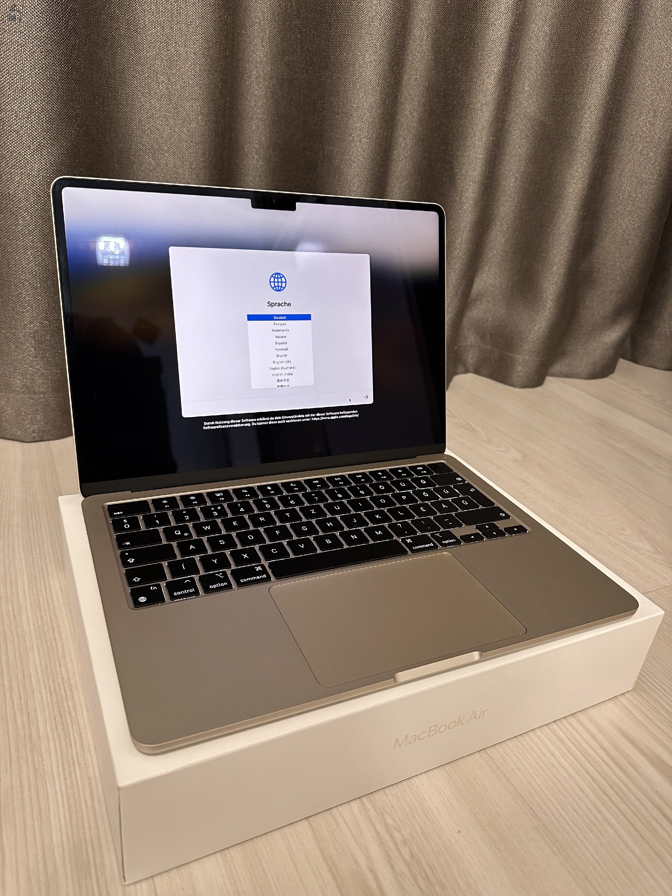 Kitűnő állapotú, Garanciális MacBook Air M2 512GB