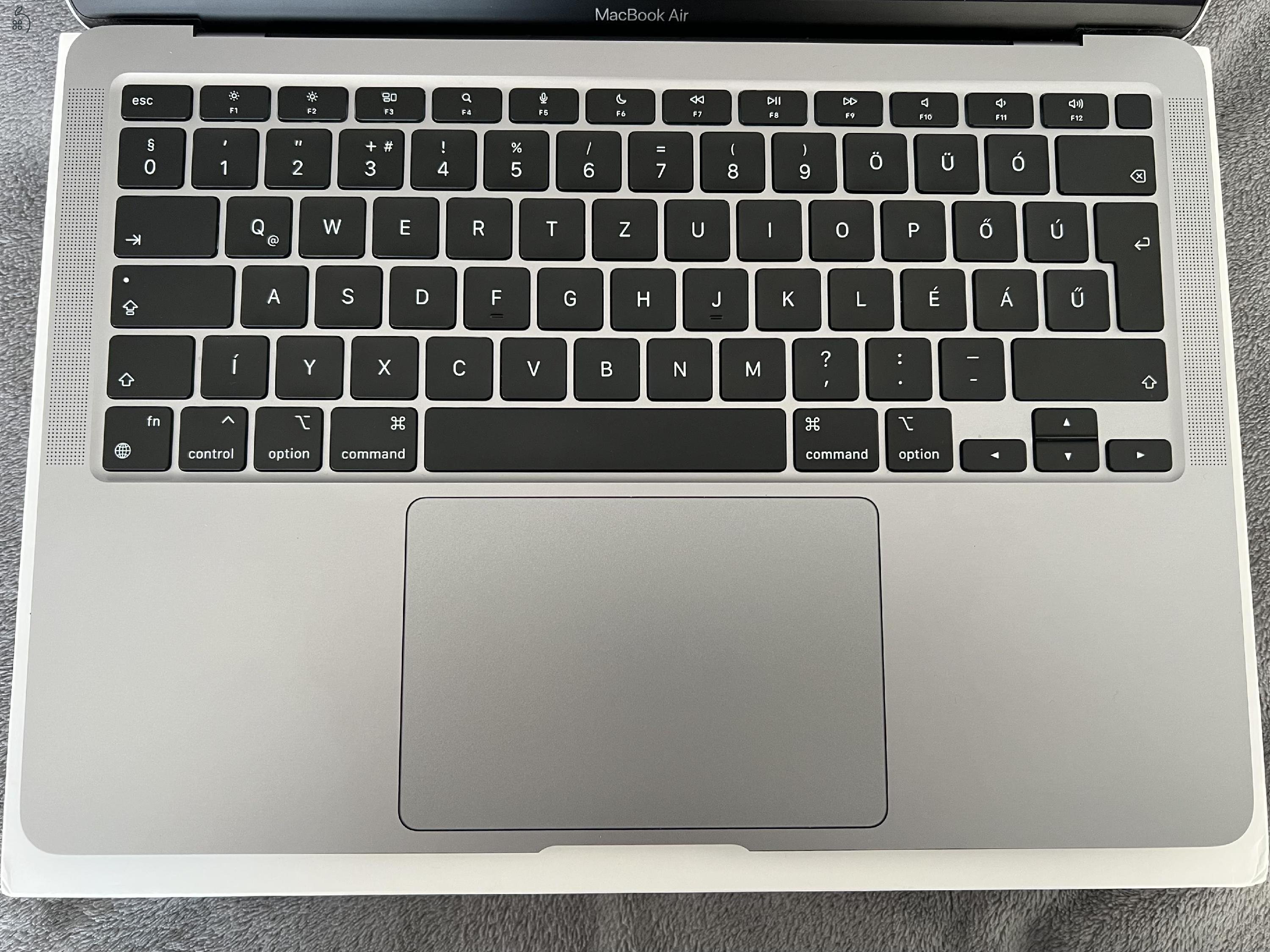 Macbook Air M1 - 8/256, 97% akksi, magyar