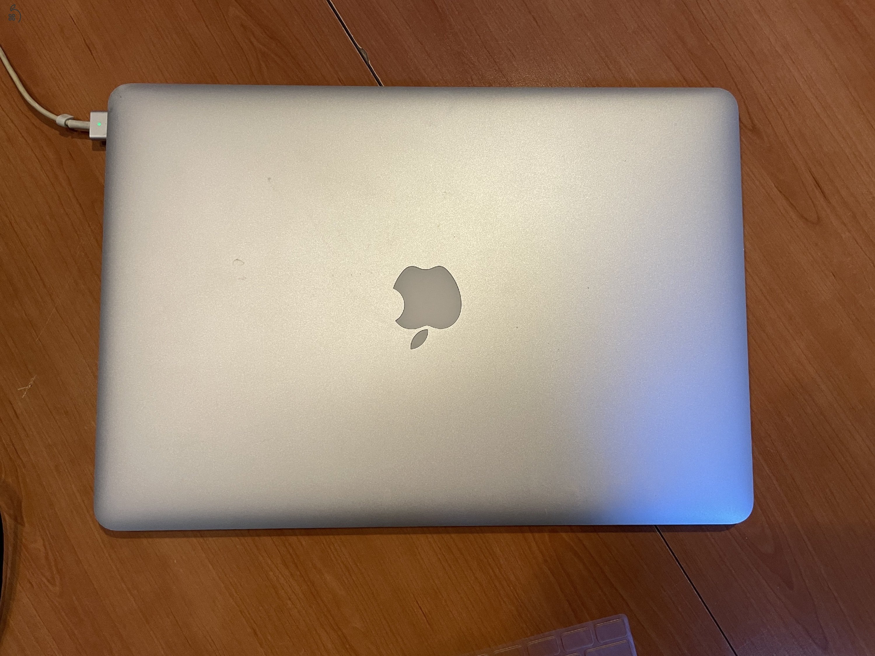 MacBook Pro Retina | Mid 2015 | 15.6” | 256GB SSD | 16GB