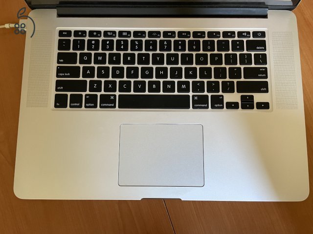 MacBook Pro Retina | Mid 2015 | 15.6” | 256GB SSD | 16GB