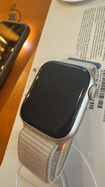 Apple Watch 9 Starlight 41mm