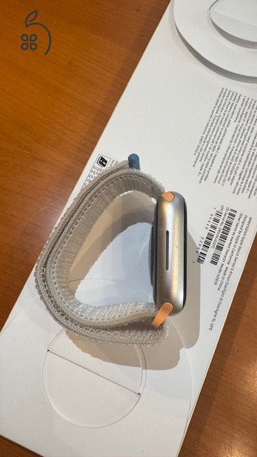 Apple Watch 9 Starlight 41mm