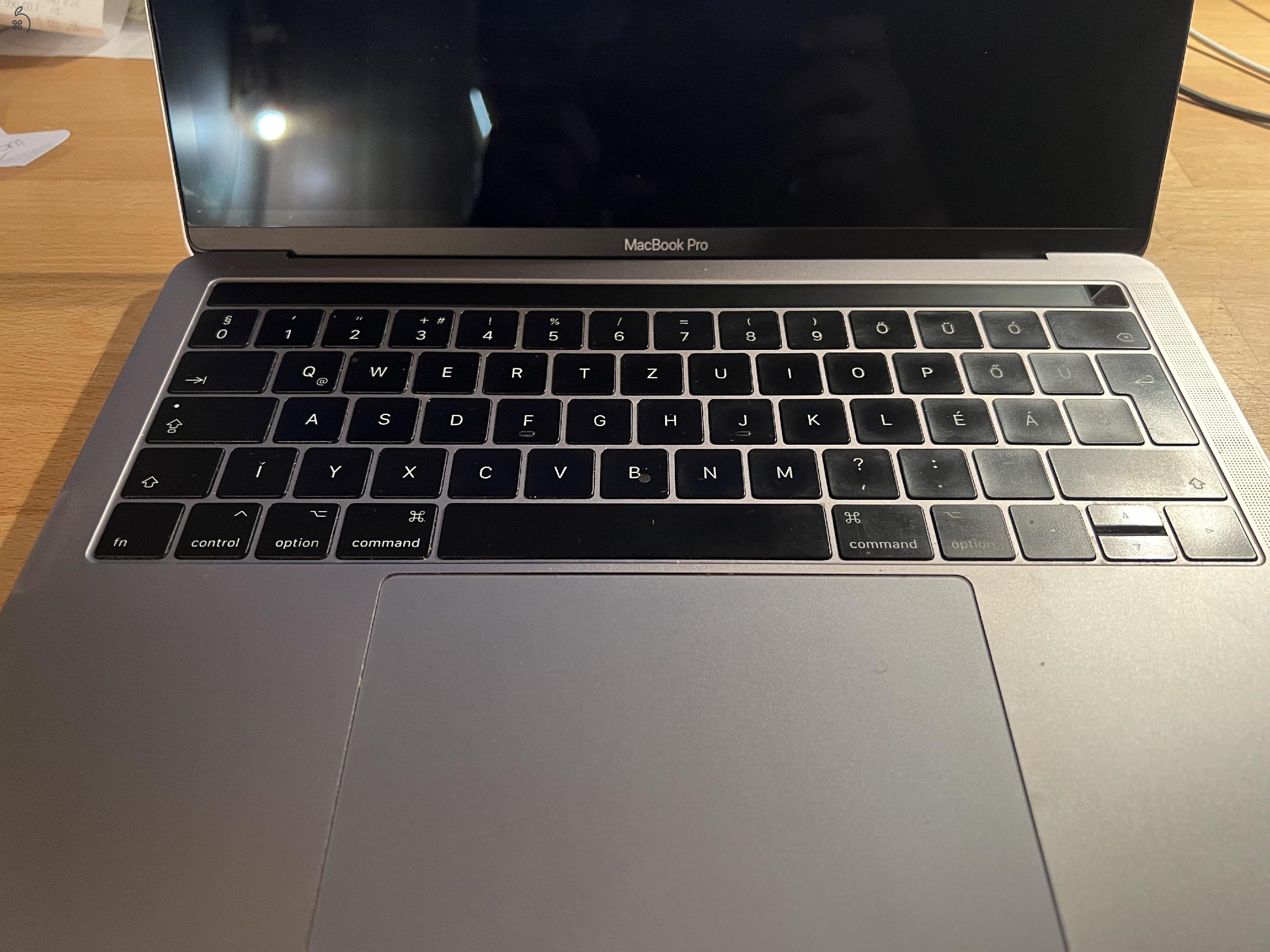 Macbook Pro eladó Magánszemélytől